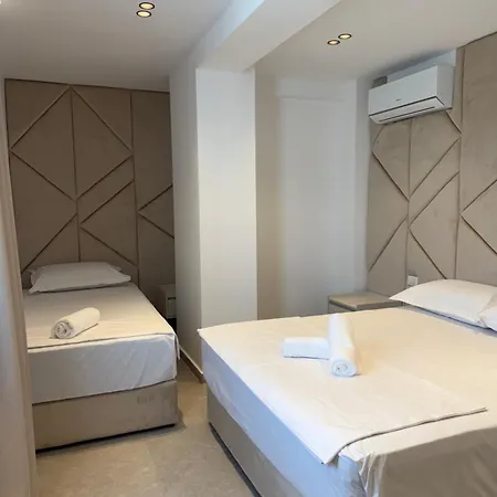 Lika Appartement Golem (Tirana)