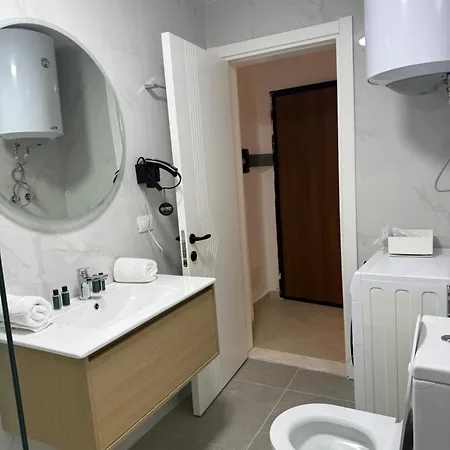 Lika Appartement Golem (Tirana)
